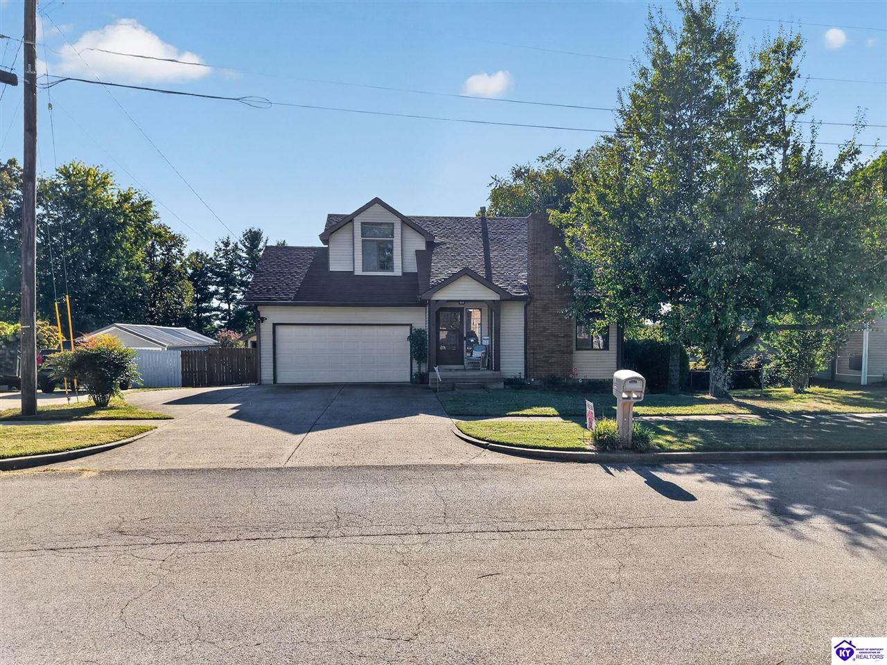 107 Daniel Court Property Photo 1