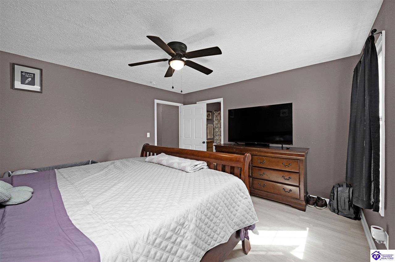 5918 Stovall Road Property Photo 14