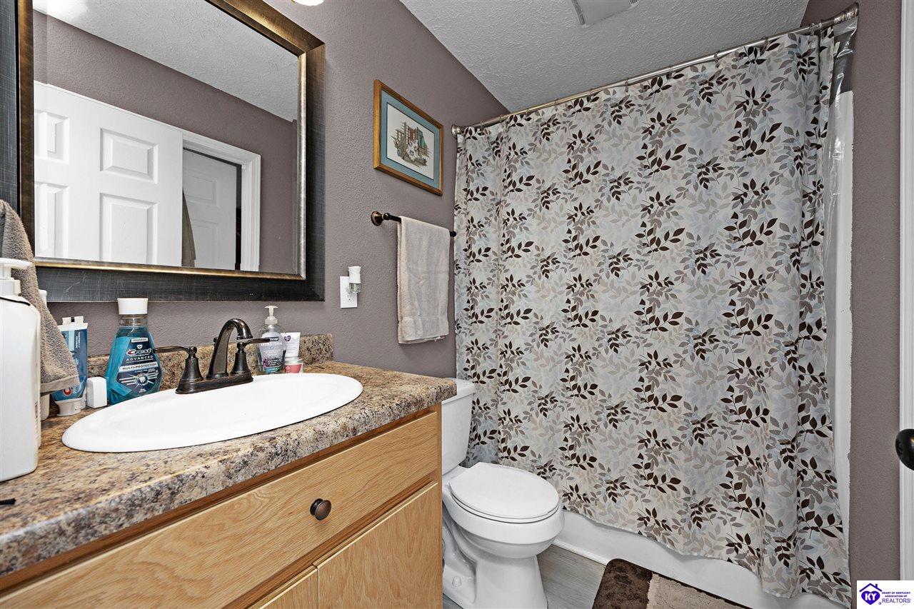 5918 Stovall Road Property Photo 15