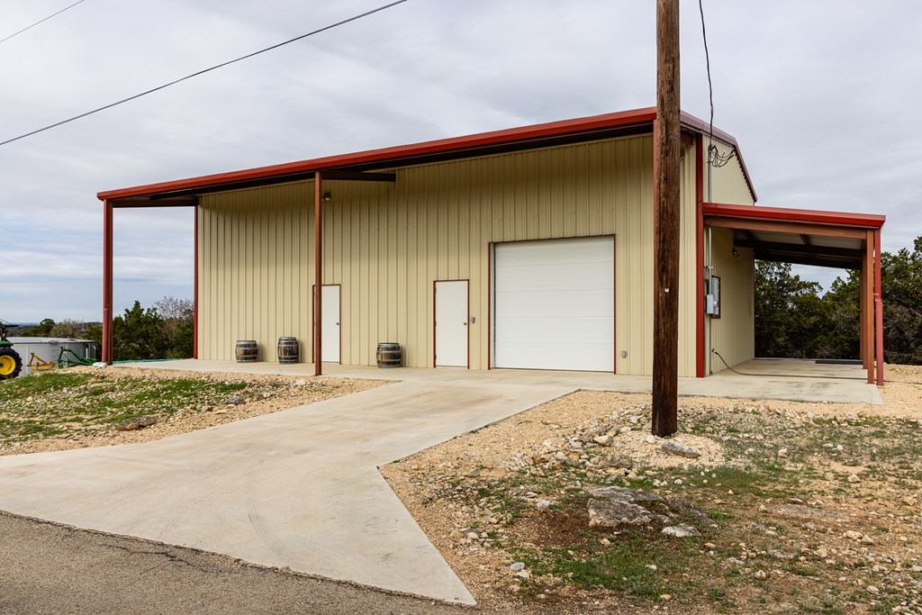 5081 Bandera Hwy Property Photo 53