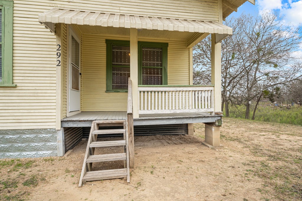 292 Beach Shore Property Photo 5