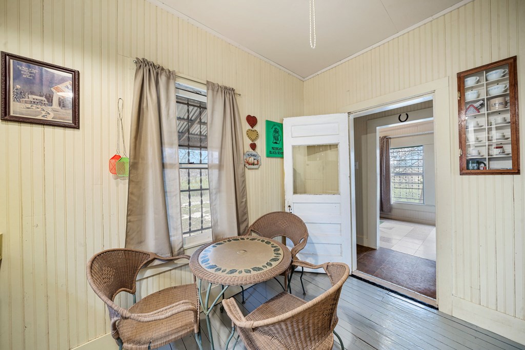 292 Beach Shore Property Photo 12