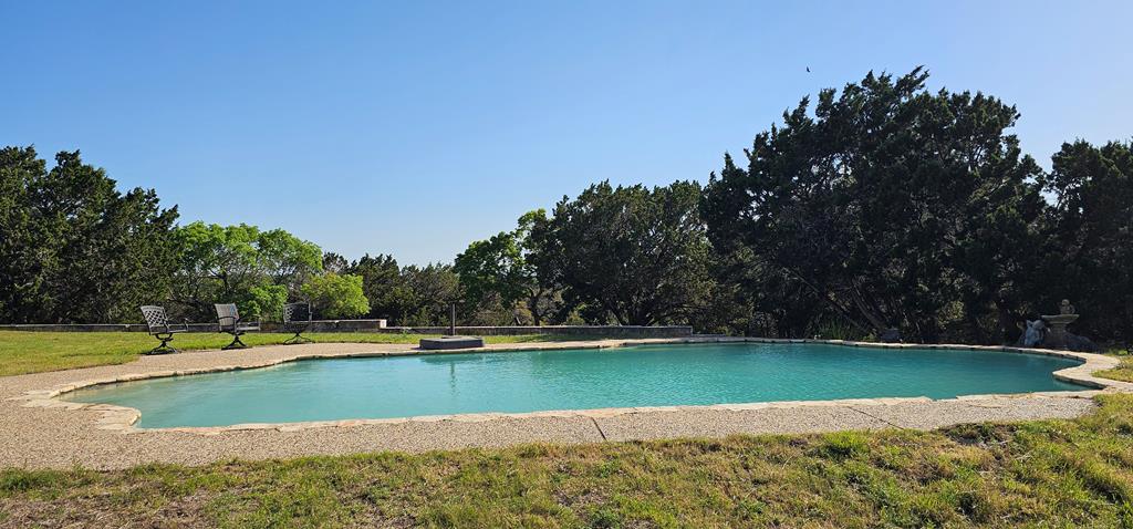 106 Mesquite Trail Property Photo 4