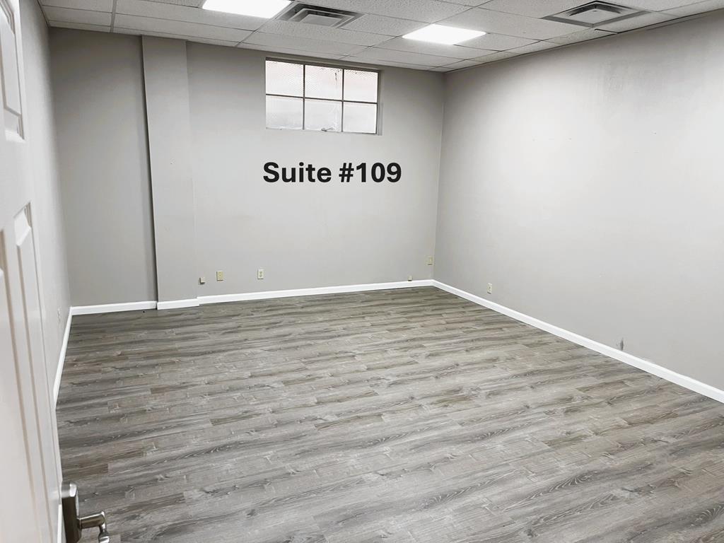 228 Washington St Property Photo 2