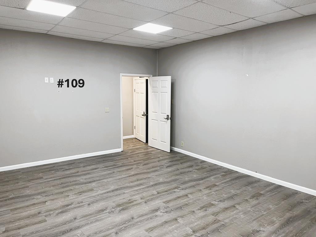 228 Washington St Property Photo 3
