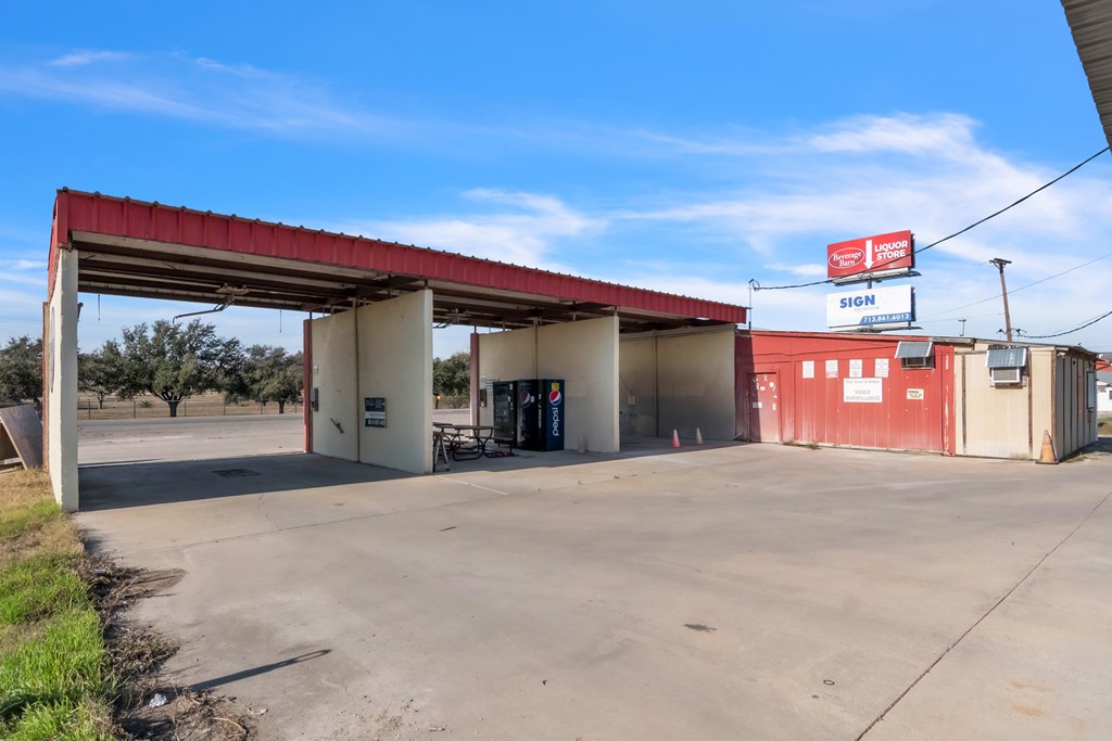 3042-304 E Hwy 90 Property Photo 30