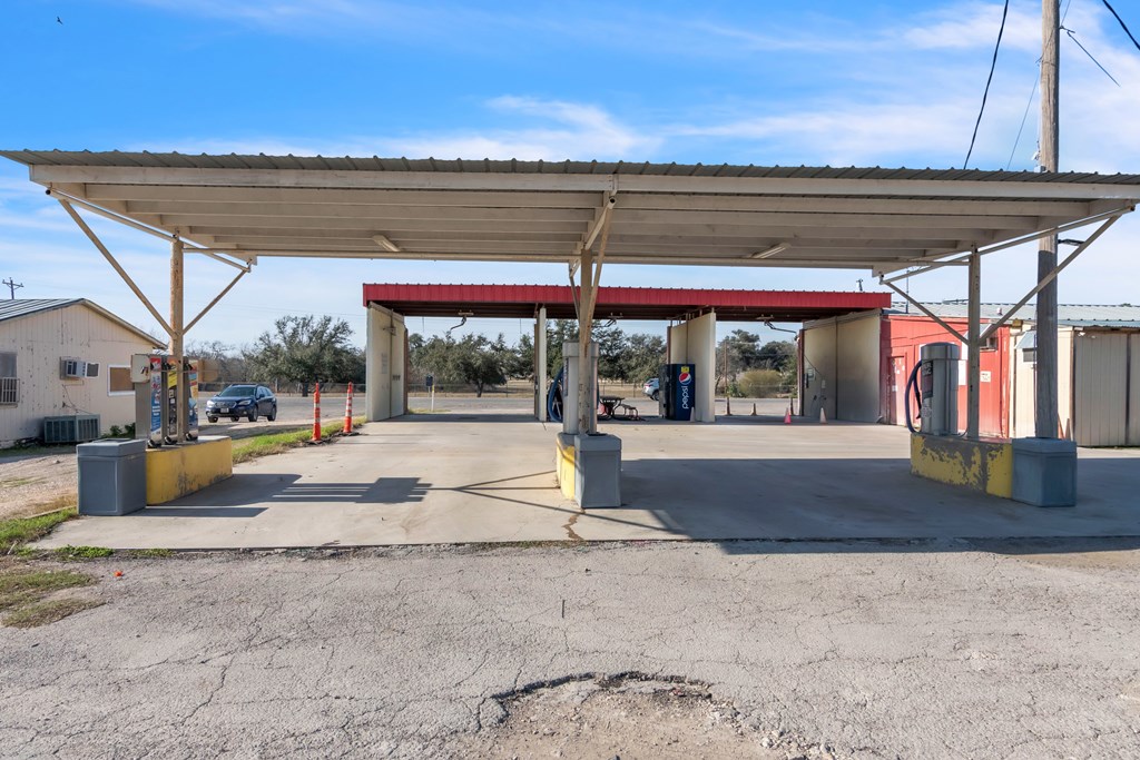 3042-304 E Hwy 90 Property Photo 31