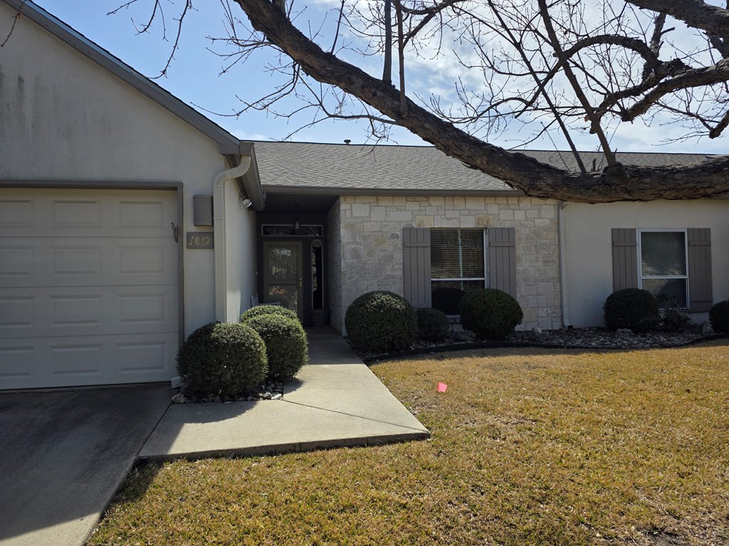 1012 N Edinburgh Property Photo 2