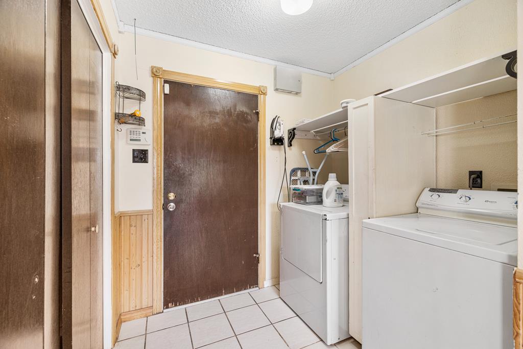 134 Middle Forest Property Photo 15
