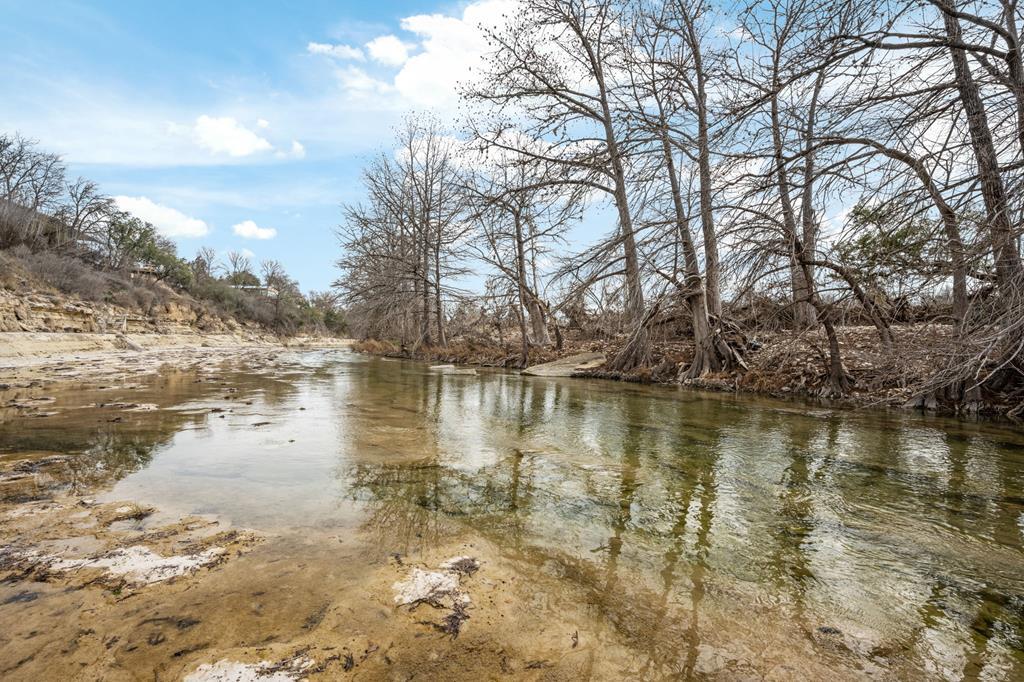 5987 Hwy 27 Property Photo 4