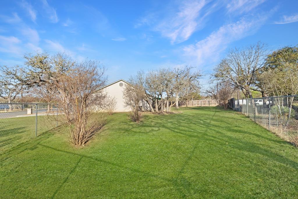 102 Sandlewood Lane Property Photo 3