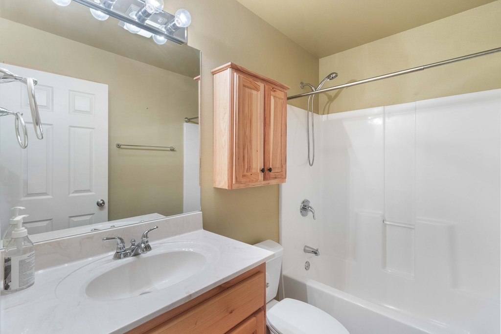 102 Sandlewood Lane Property Photo 22