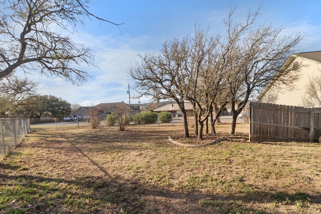 102 Sandlewood Lane Property Photo 26