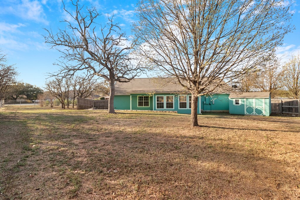 102 Sandlewood Lane Property Photo 27