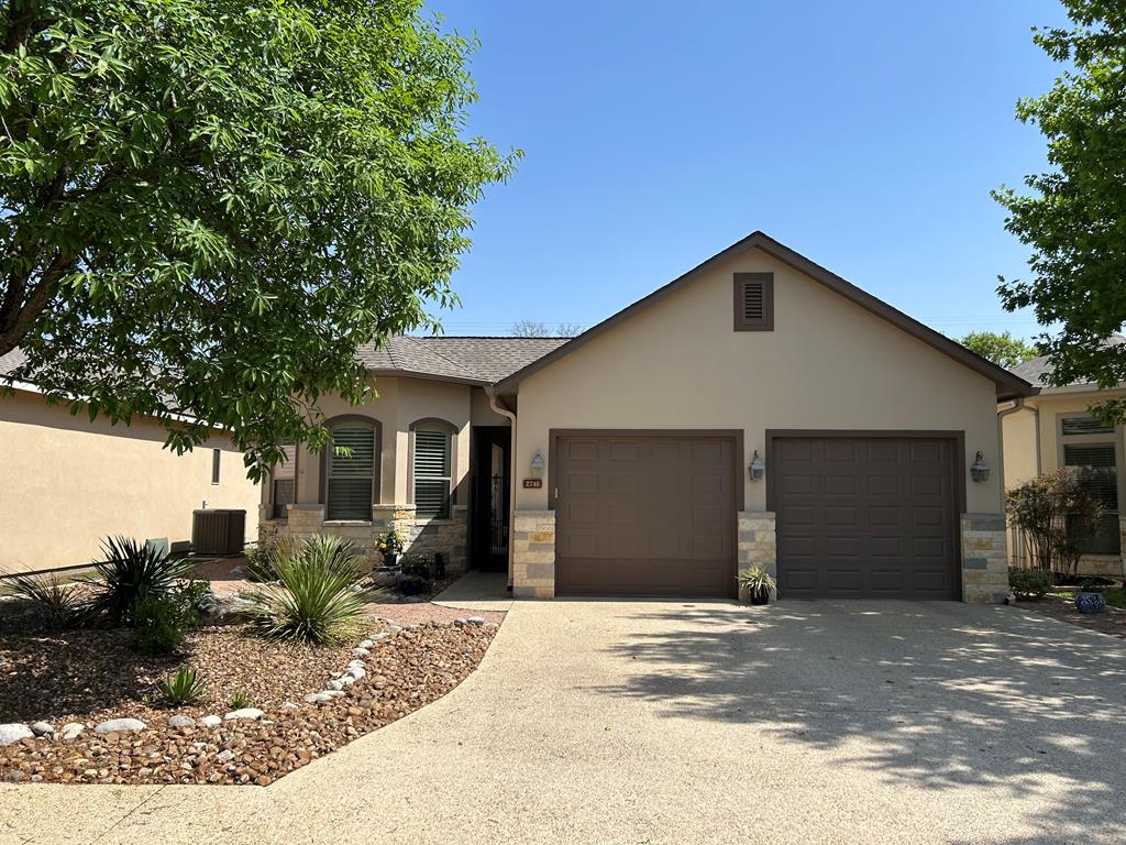 2740 Indian Wells Dr Property Photo