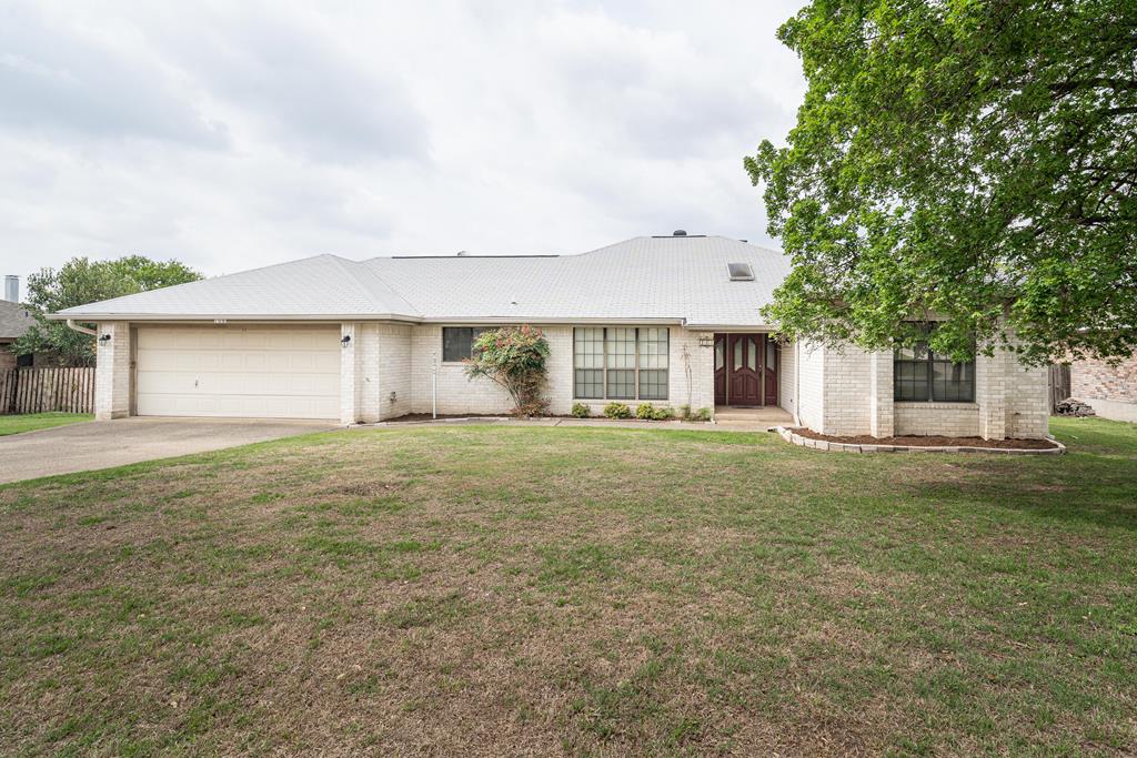 108 Holly Hill Dr Property Photo
