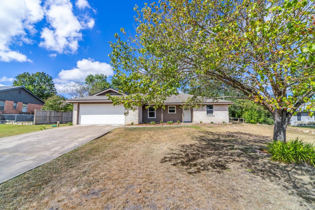 218 Skyview Dr Property Photo