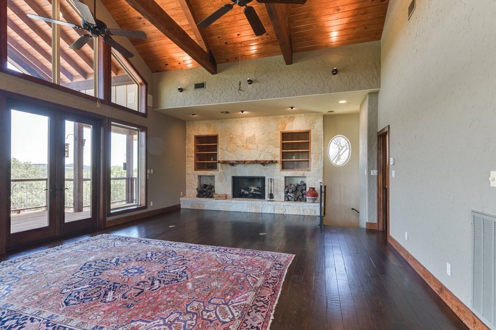 119149 Property Photo 5