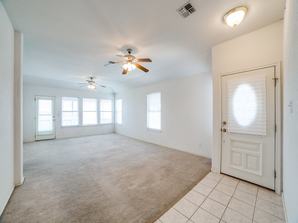 121 Mesa Del Sol Property Photo 4
