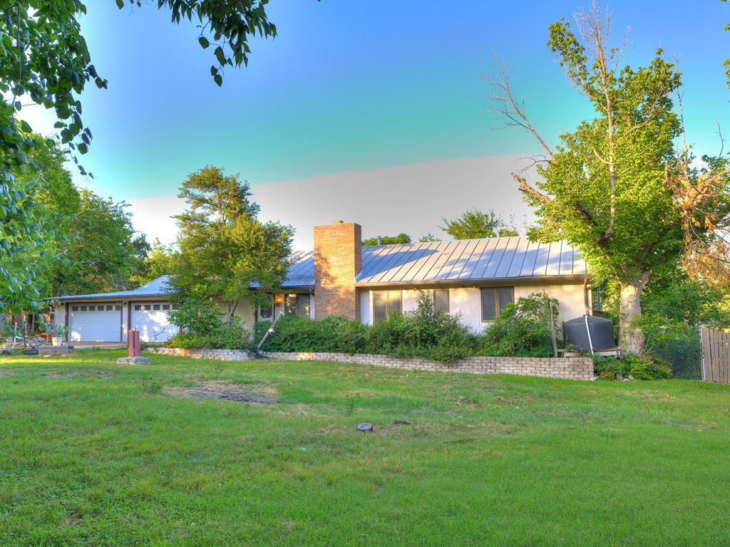 17 Roadrunner Property Photo 1