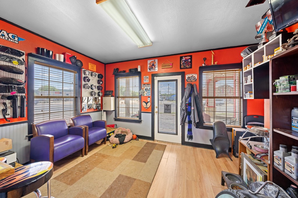 1700 Broadway Property Photo 12