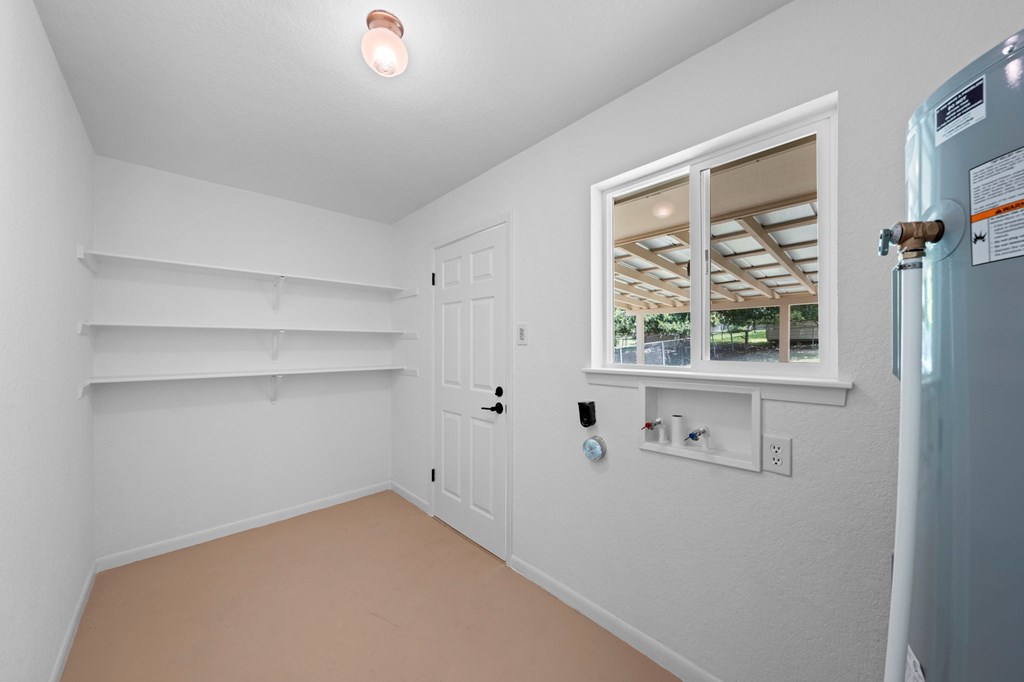 1122 Nancy Beth Dr Property Photo 14