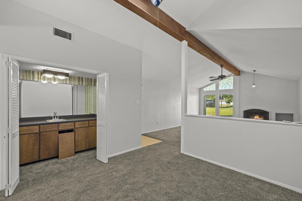 120101 Property Photo 4