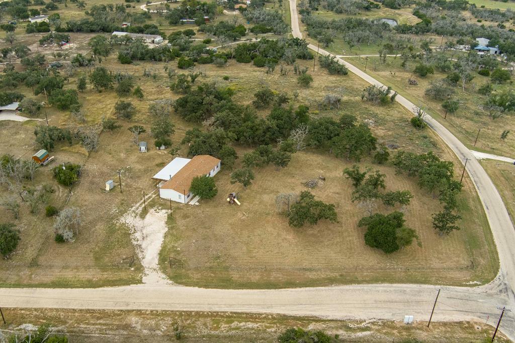 36 Crossing Dr Property Photo 1