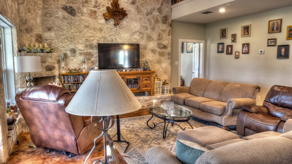 4573 Rr 1120 Property Photo 25
