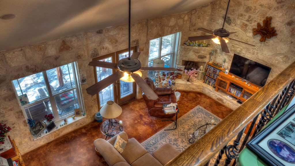 4573 Rr 1120 Property Photo 37