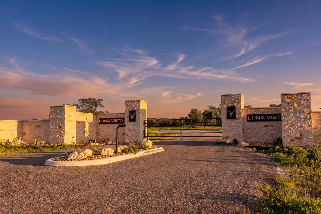 496 Dark Sky Path Property Photo 1