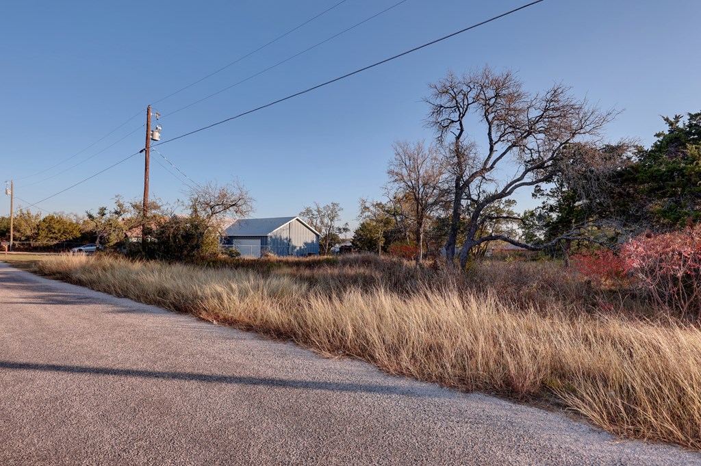00 Dian Dr # A Property Photo 5