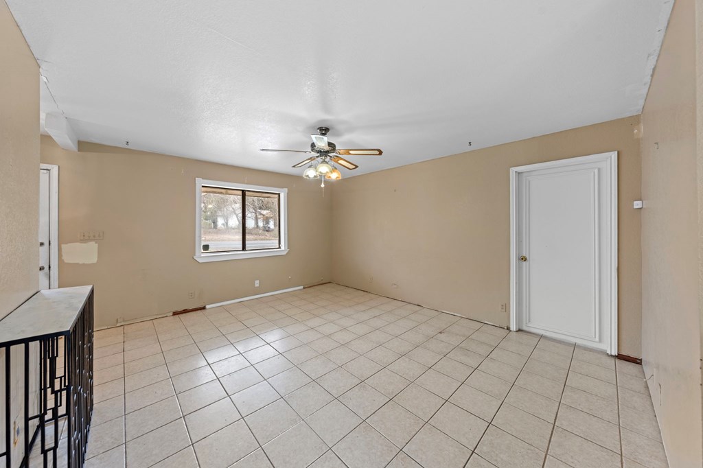 311 Leslie Dr Property Photo 7