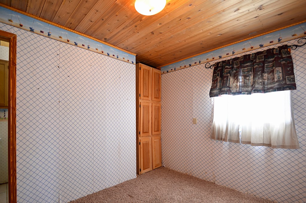 270 Sanders Rd Property Photo 13