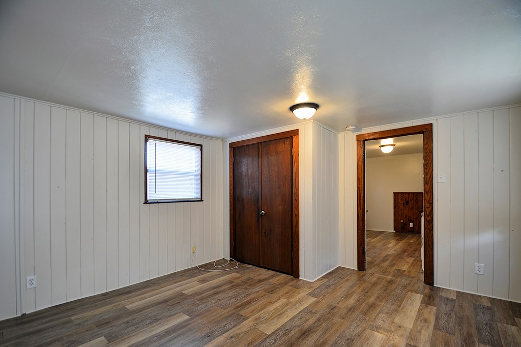 1707-a E Main St Property Photo 5