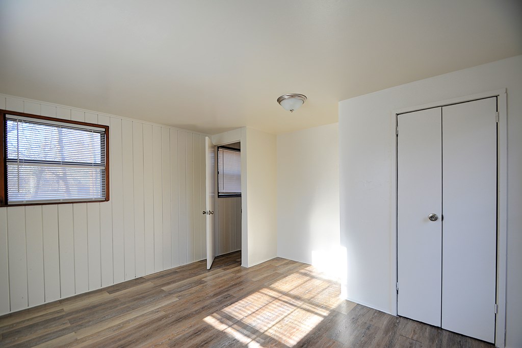 1707-a E Main St Property Photo 13