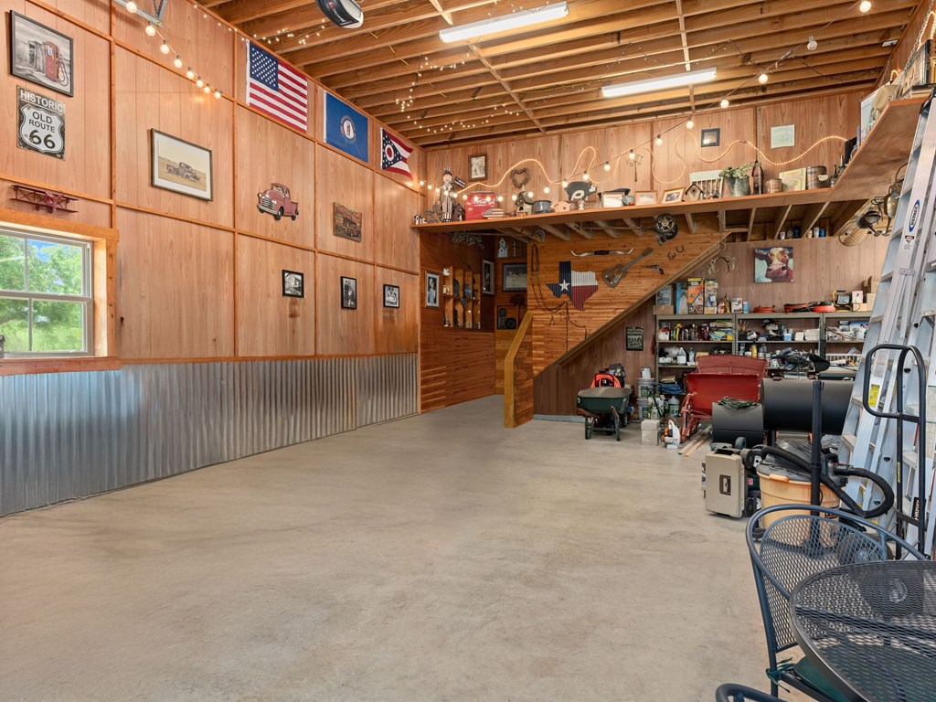 181 Highland Meadows Property Photo 6