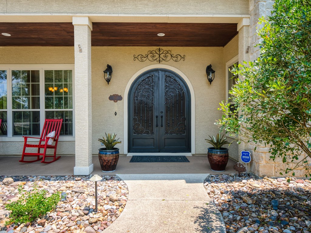 181 Highland Meadows Property Photo 8