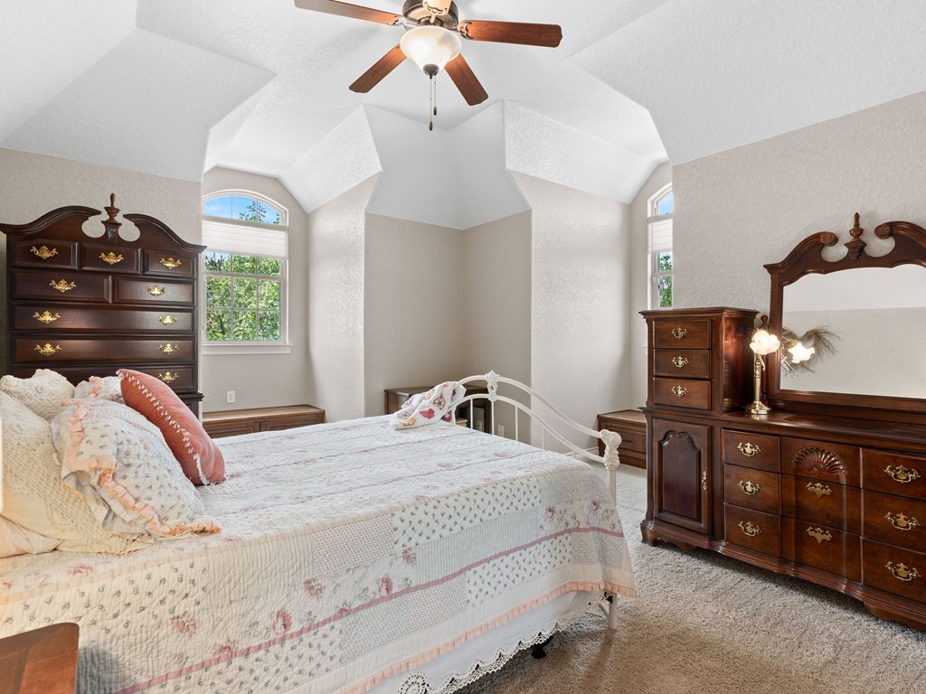 181 Highland Meadows Property Photo 26