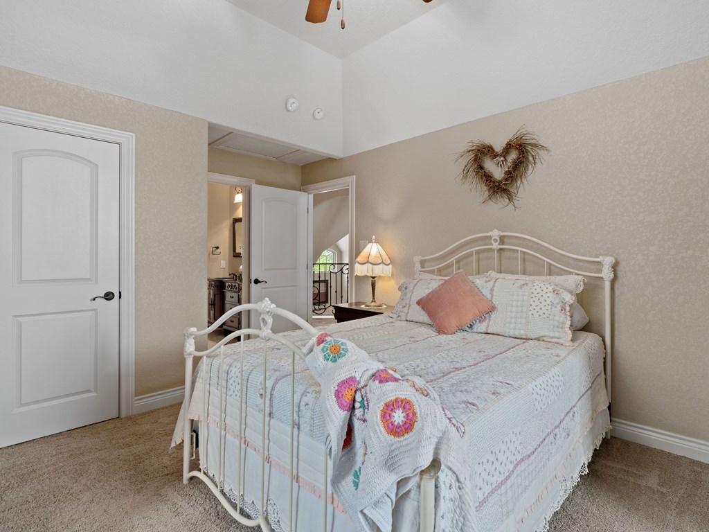 181 Highland Meadows Property Photo 27