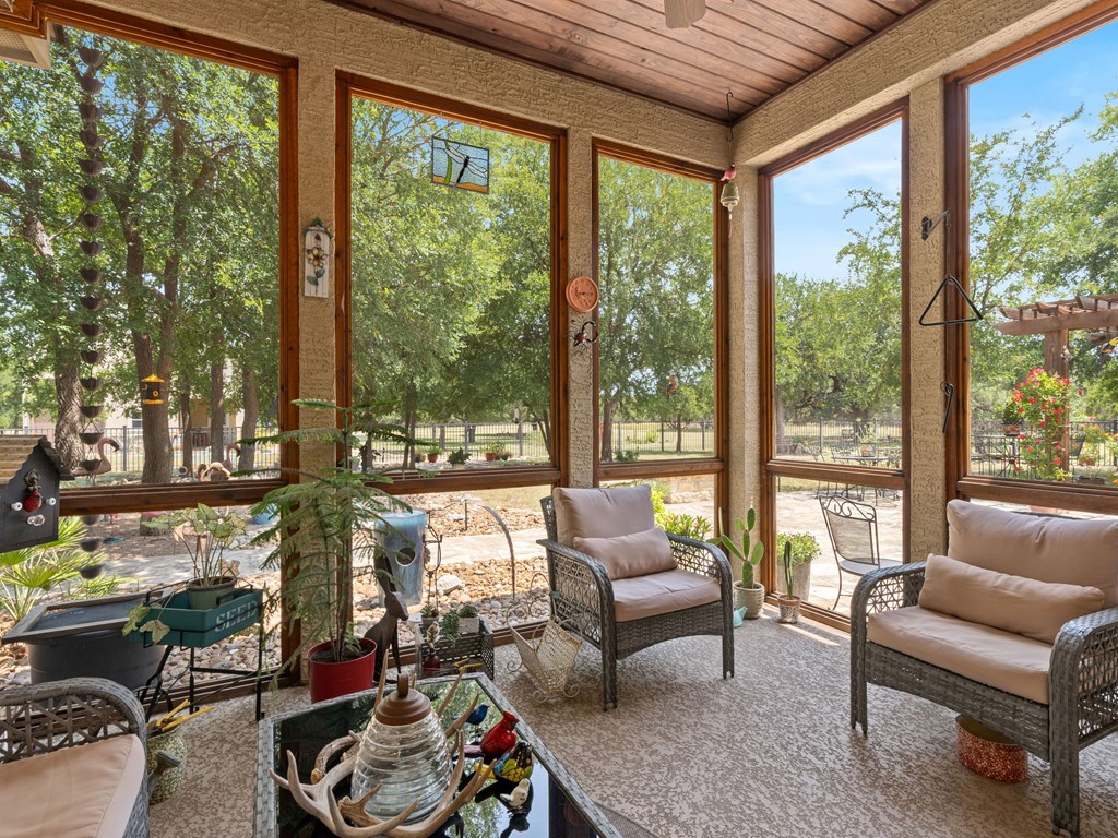 181 Highland Meadows Property Photo 29