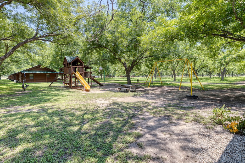98 Red Wright Rd Property Photo 26