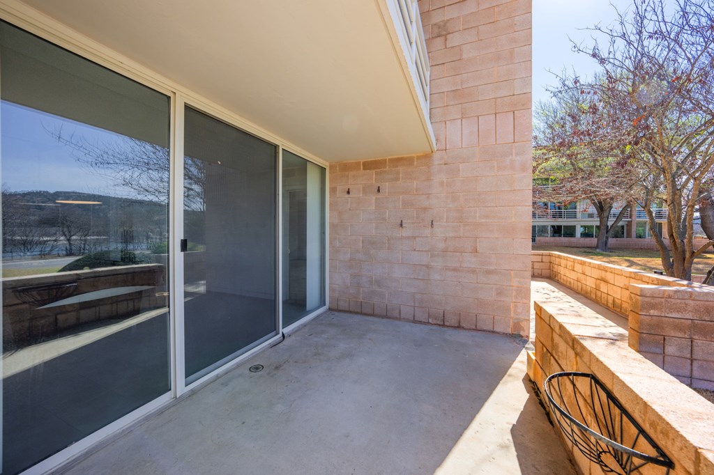 1006 1d Guadalupe St Property Photo 25