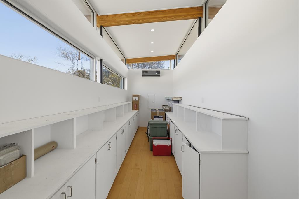 149 Avva Drive Property Photo 17