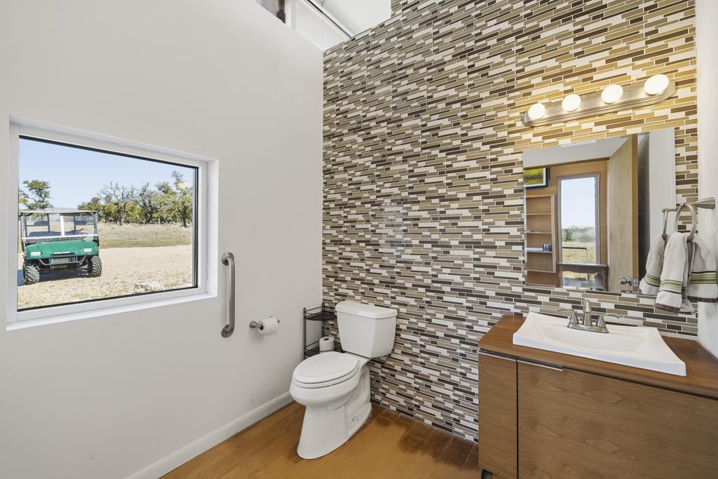149 Avva Drive Property Photo 18