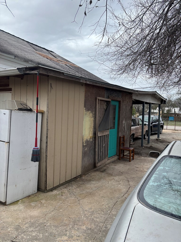 725 Swigert Ave Property Photo 10