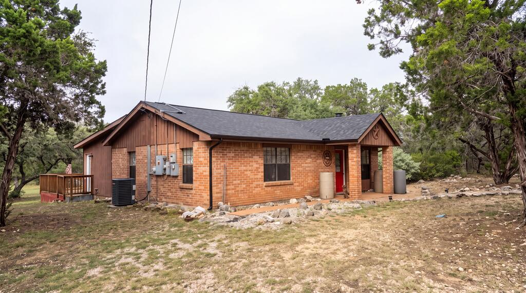 22 George Hoover Ln Property Photo 1