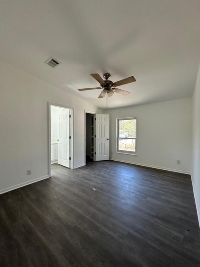 314 W First St Property Photo 4