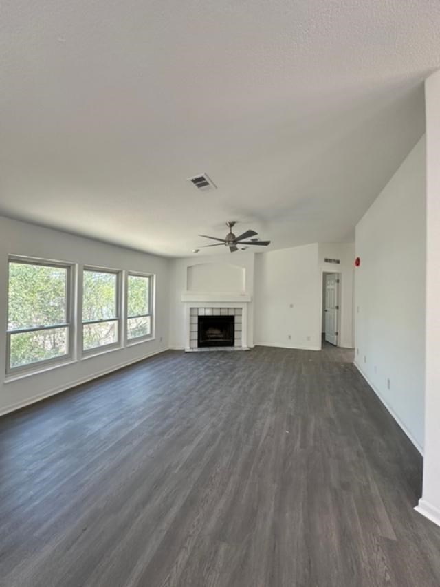 314 W First St Property Photo 9