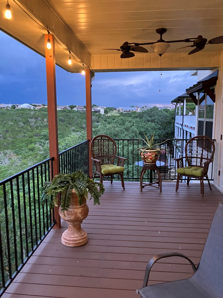2109 Summit Crest Dr Property Photo 5